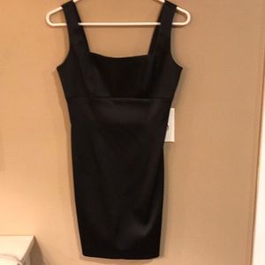Laundry by Shelli Segal. Black straight dress.